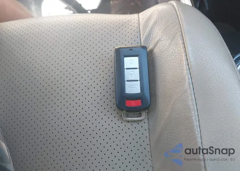 2017 Mitsubishi Outlander Sel z USA, uszkodzony, nr VIN JA4AD3A33HZ067499